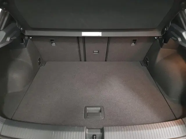 Volkswagen T-Roc 1.5 TSI Sport 2021 Benzine 9