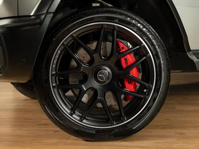 Mercedes-Benz G-Klasse G-AMG 63 2024 Benzine 9