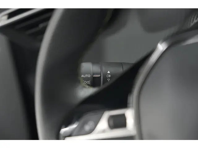 Peugeot 208 PureTech 100 GT 2024 Benzine 32
