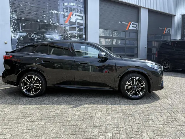 BMW X2 sDrive20i| M-Sport|Pano|LED| H&K! 2024 Benzine 4