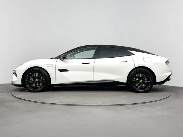Lotus Emeya S 102kWh/613pk 2024 Elektrisch 2