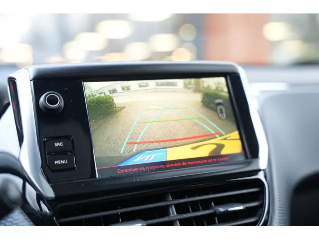 Peugeot 2008 1.2 PureTech GT-line 2018 Benzine 32