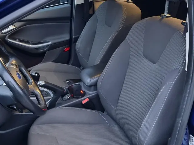 Ford Focus Wagon 1.0 EcoBoost Edition Plus 2014 Benzine 12