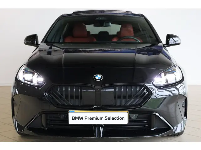 BMW 1 Serie 120 2025 Benzine 4