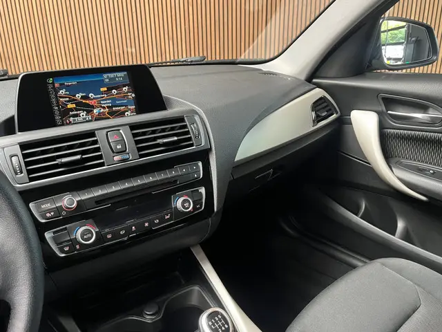 BMW 1 Serie 116d EDE Sport 2015 Diesel 11
