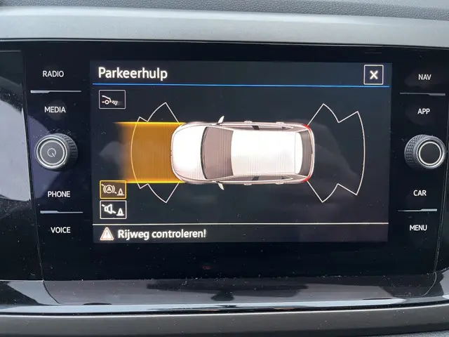 Volkswagen Polo 1.0 TSI Comfortline 2021 Benzine 17