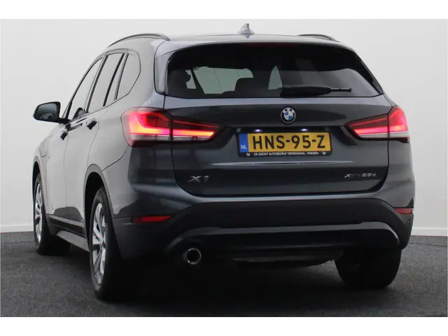 BMW X1 xDrive25e Executive 2021 Hybride Benzine 18