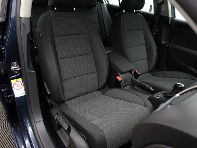 Volkswagen Golf 1.4 TSI Highline Automaat- 2012 Benzine 20