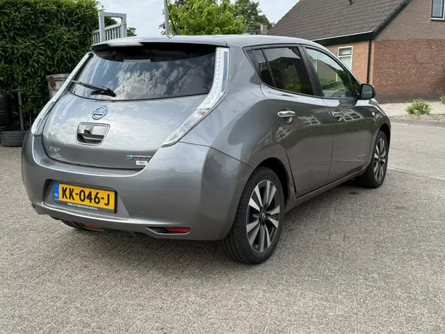 Nissan Leaf TEKNA 2016 Elektrisch 6