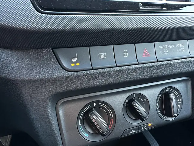 Škoda Fabia 1.0 TSI Sport business 2021 Benzine 27