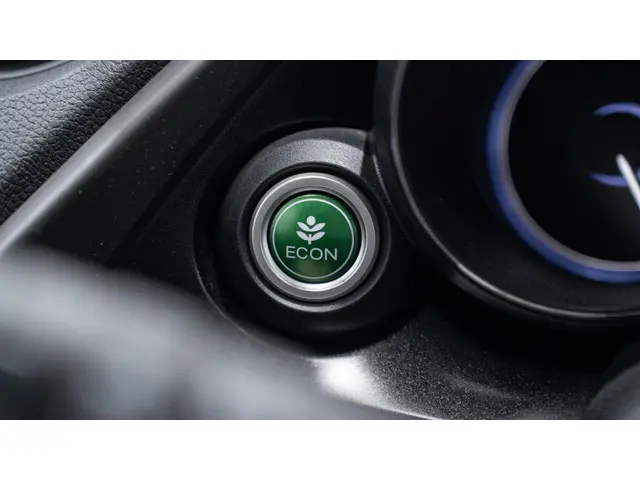 Honda Civic 1.4 Elegance Business Edition 2016 Benzine 24