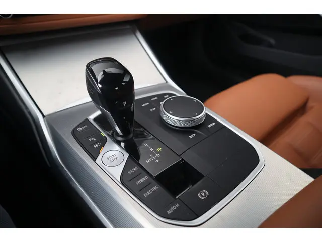 BMW 3 Serie 320e M-Sport 2022 Hybride Benzine 16