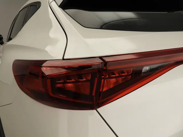 CUPRA Formentor 1.4 e-Hybrid 2021 Hybride Benzine 33