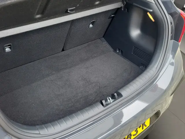 Kia Rio 1.0 T-GDi MHEV GT-Line 2023 Hybride Benzine 29