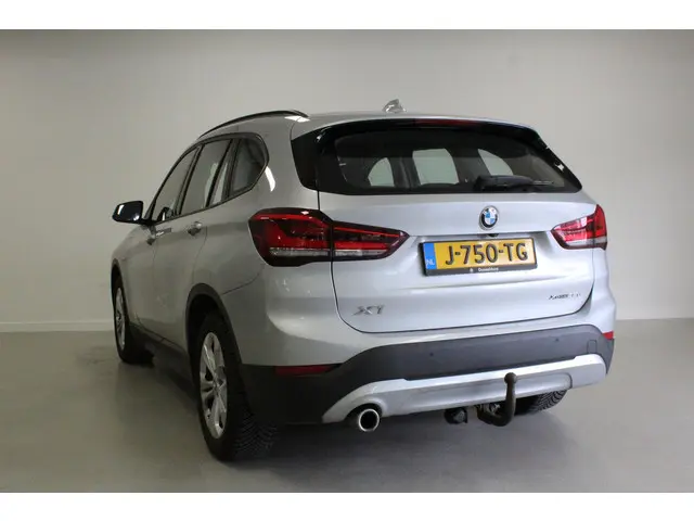 BMW X1 xDrive25e eDrive Edition 2020 Hybride Benzine 4