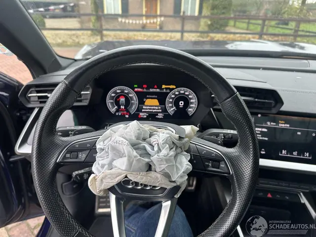Audi A3 40 TFSIe S- line 2022 Hybride Benzine 13
