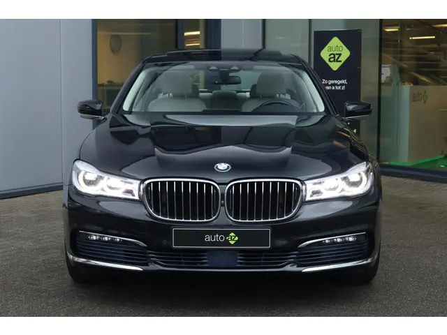 BMW 7 Serie 740i High Executive 2017 Benzine 6