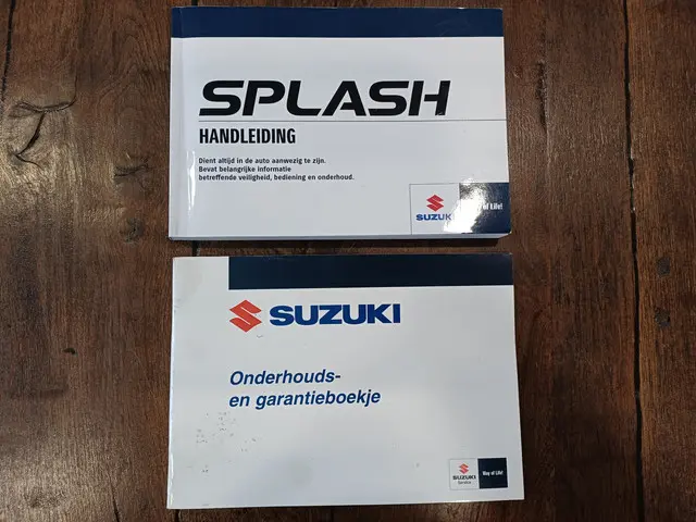 Suzuki Splash 1.2 Exclusive EASSS 2014 Benzine 38