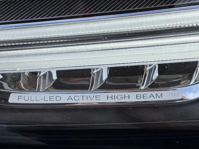 Volvo V90 B4 D Plus Dark 2023 Diesel 18