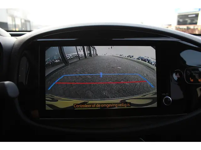 Toyota Aygo X 1.0 VVT-i MT Premium 2024 Benzine 10