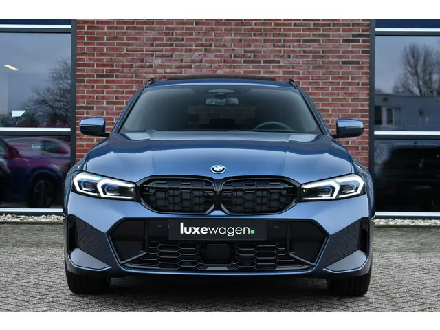 BMW 3 Serie Touring 330e M-Sport 2025 Hybride Benzine 7