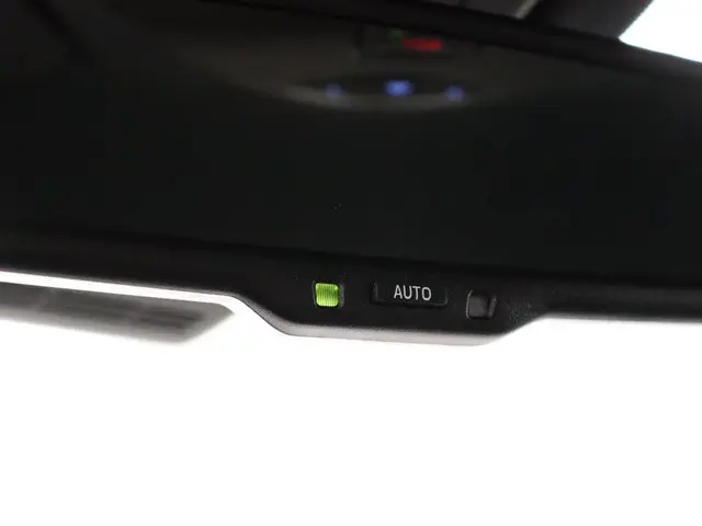 Toyota C-HR 1.8 Hybrid Active 2021 Hybride Benzine 29