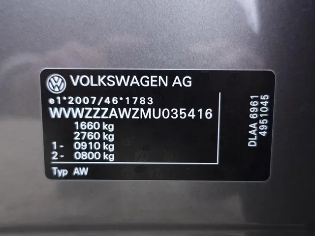 Volkswagen Polo 1.0 TSI 110pk DSG Highline 2021 Benzine 38