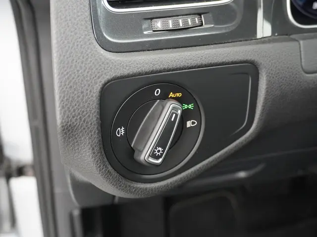 Volkswagen e-Golf e-Golf 2019 Elektrisch 24