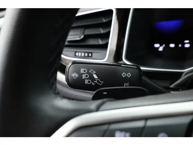 Volkswagen Taigo 1.0 TSI Life Business 2024 Benzine 9