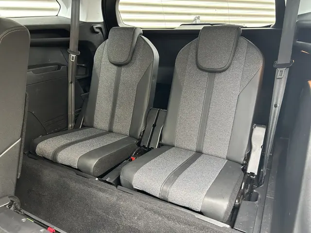 Peugeot 5008 1.6 PureTech GT-Line 2019 Benzine 7