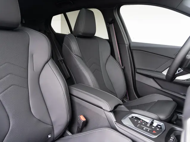 BMW 1 Serie 120 2026 Benzine 10