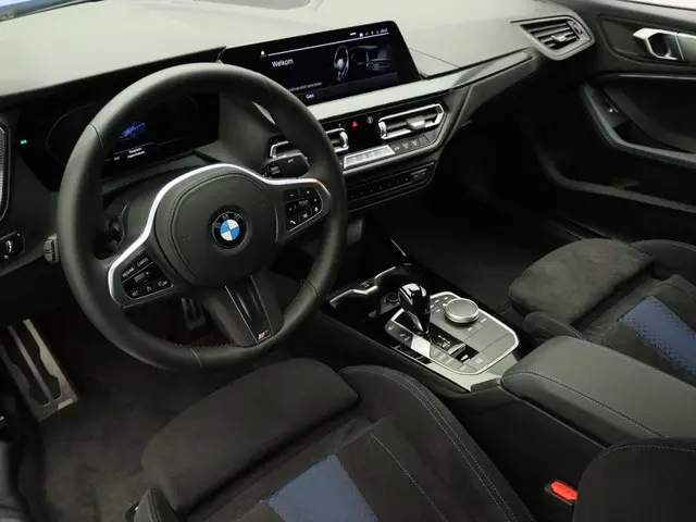 BMW 2 Serie Gran Coupé 218i 2022 Benzine 11