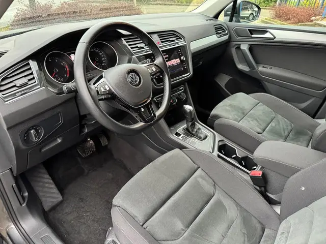 Volkswagen Tiguan 1.5 TSI ACT Comfortline 2019 Benzine 12