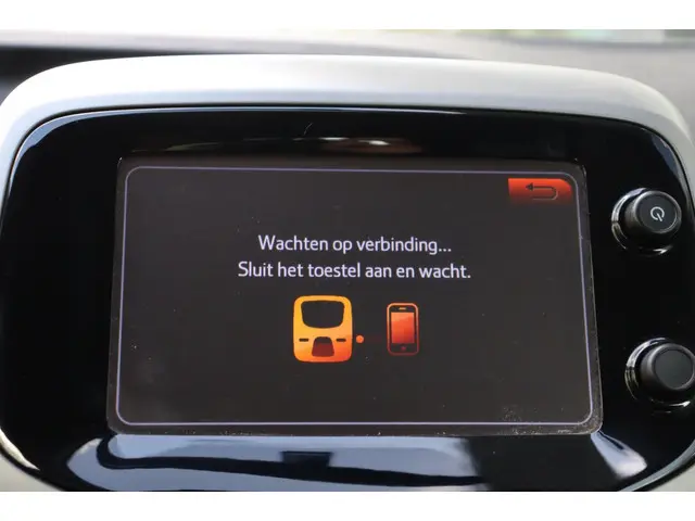 Peugeot 108 1.0 VTi Active org.NL 2015 Benzine 18