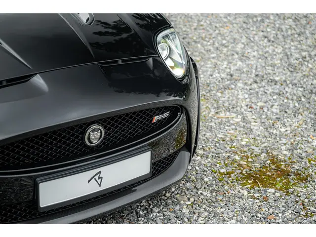Jaguar XK XKR 5.0 V8 XKR-S Convertible 2012 Benzine 35