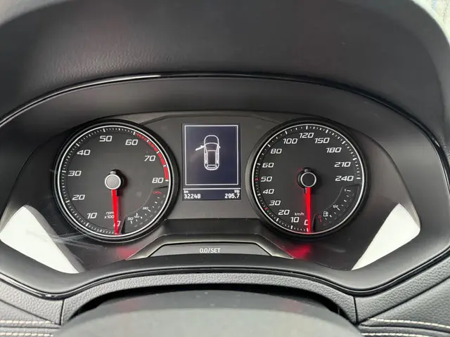 SEAT Arona 1.0 TSI Xcellence 2021 Benzine 18