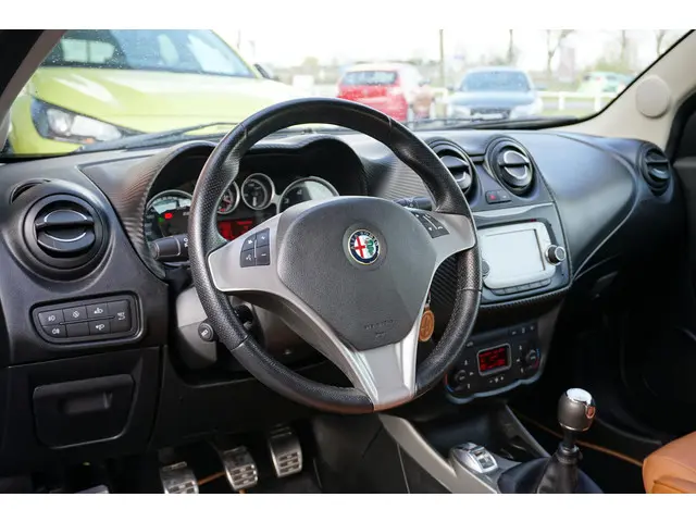 Alfa Romeo MiTo 1.3 JTDm ECO Esclusivo 2014 Diesel 33