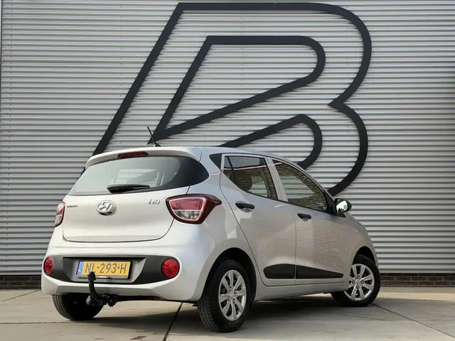 Hyundai i10 1.0i i-Motion 2017 Benzine 3