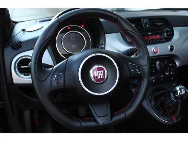 Fiat 500 0.9 TwinAir Turbo 500S 2015 Benzine 17