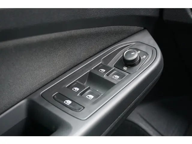 Volkswagen Golf 2.0 TSI GTI Clubsport 2021 Benzine 32