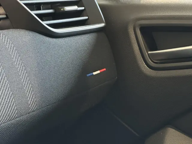 Renault Clio 1.0 TCe 90 GPF esprit Alpine 2025 Benzine 30