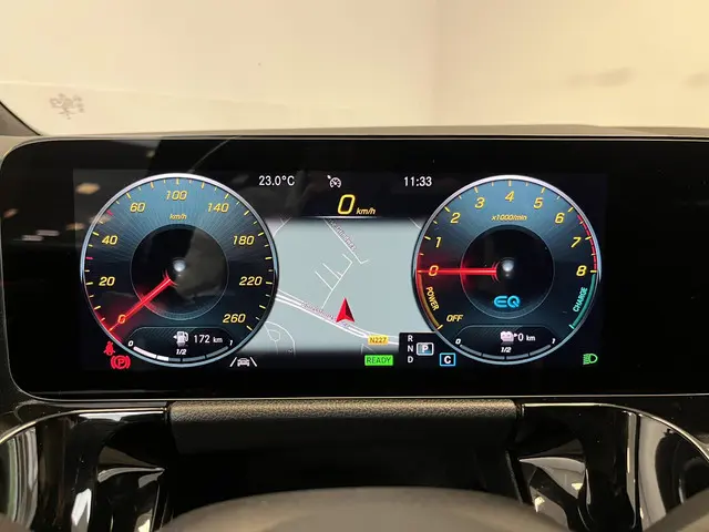 Mercedes-Benz GLA 250 e AMG Line 2020 Hybride Benzine 34