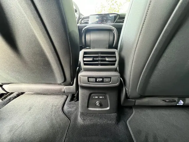 Audi Q4 e-tron 40 S edition 77 kWh 2023 Elektrisch 17