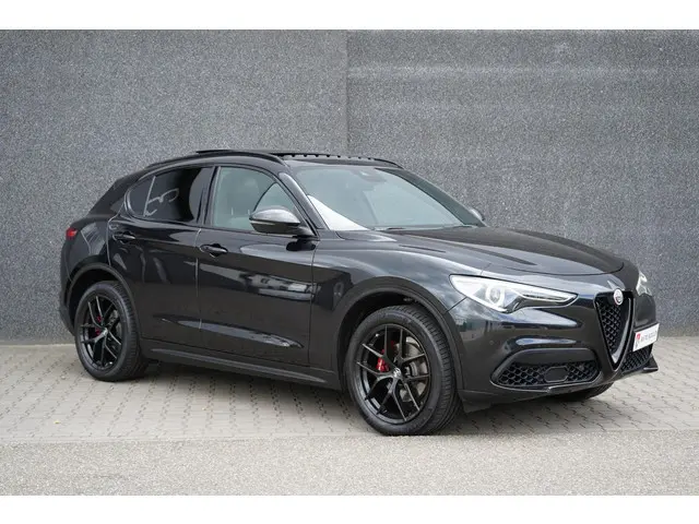 Alfa Romeo Stelvio 2.0 T Q4 B-Tech 2019 Benzine 9