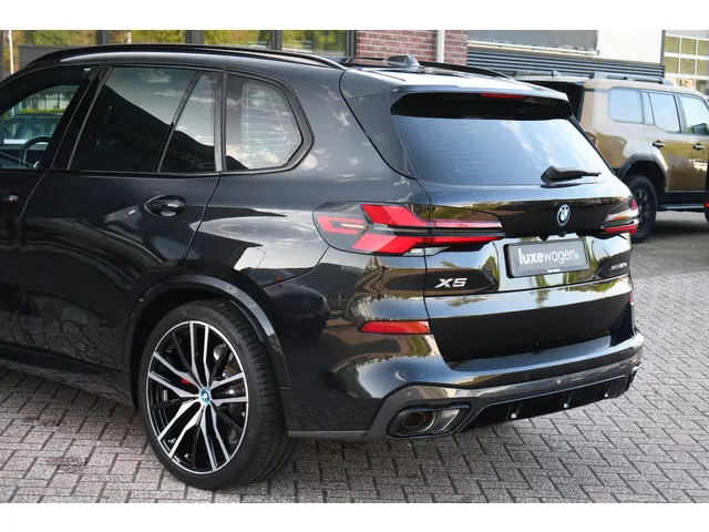 BMW X5 xDrive50e M-Sport Pro 2023 Hybride Benzine 53