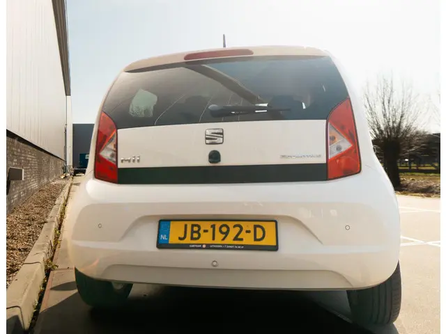 SEAT Mii 1.0 Sport Connect, VERKOCHT !!! 2016 Benzine 33
