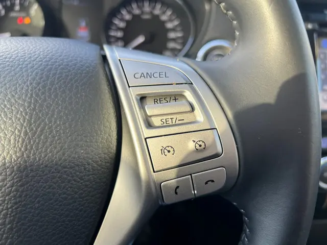 Nissan QASHQAI 1.2 Premier Edition 2014 Benzine 23