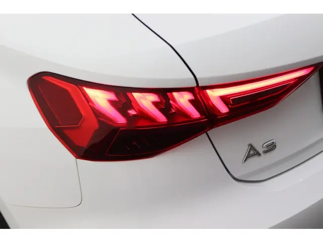 Audi A3 Sportback 30 TFSI Business edition 2020 Benzine 26