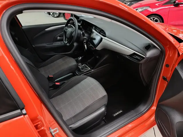 Opel Corsa 1.2 Edition 2020 Benzine 24