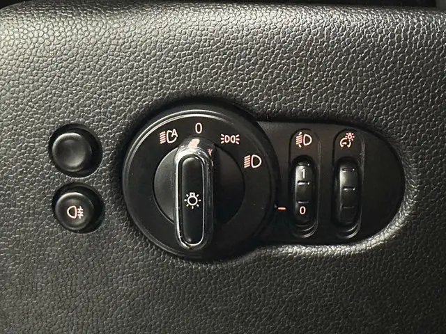 MINI One Mini 1.5 First CRUISE LM 45000 KM 2021 Benzine 17